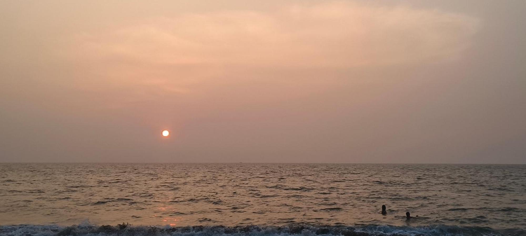 Peace And Love Beach Homestay Alappuzha Eksteriør bilde