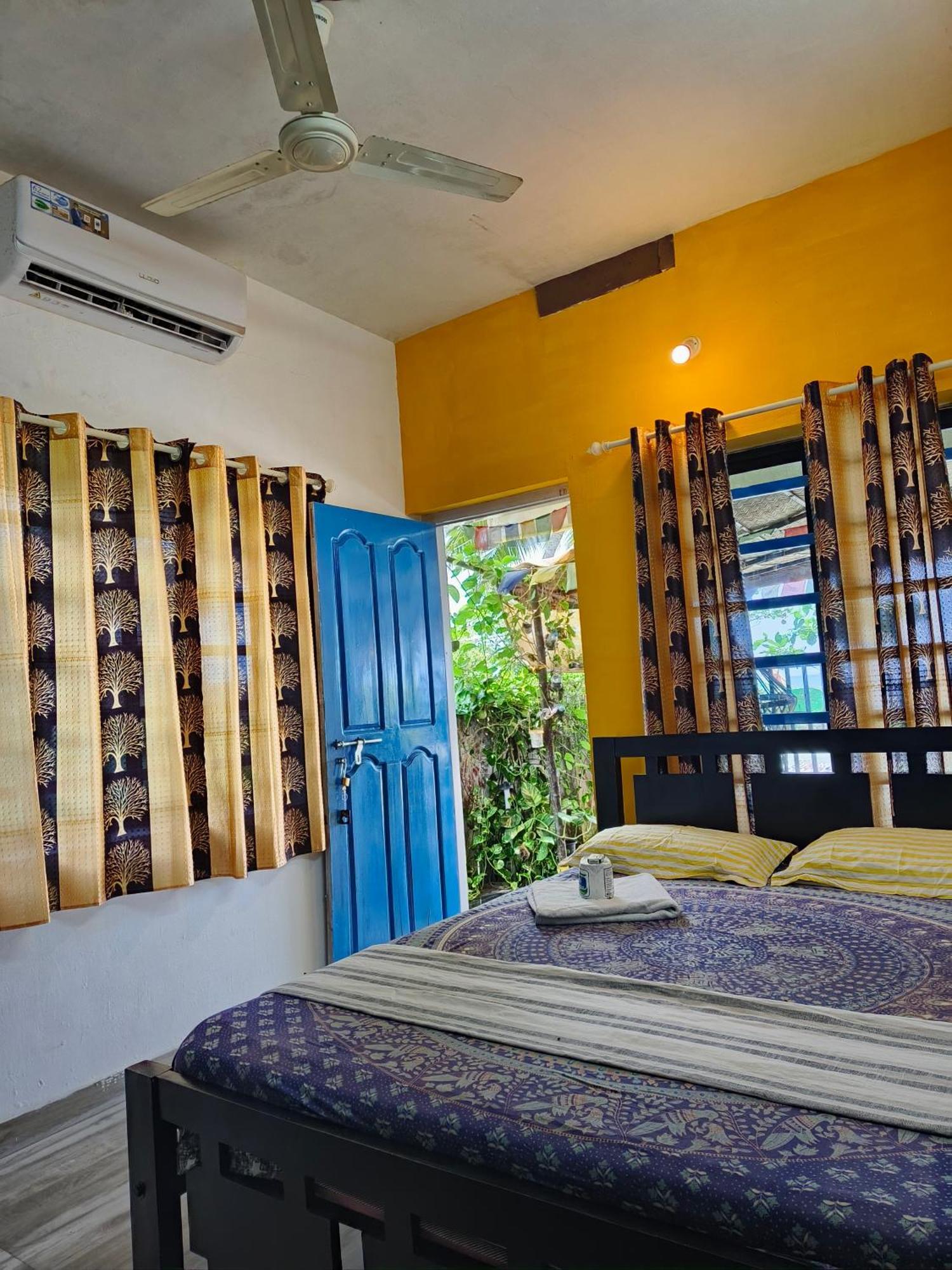 Peace And Love Beach Homestay Alappuzha Eksteriør bilde