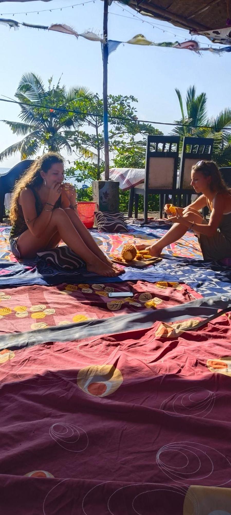 Peace And Love Beach Homestay Alappuzha Eksteriør bilde